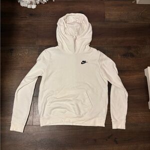 Nike Classic White Pullover